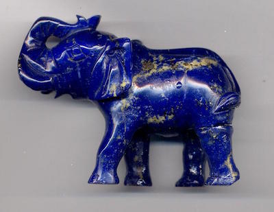Una escultura de elefante en lapislázuli
