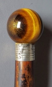 Bastón con puño de ojo de tigre