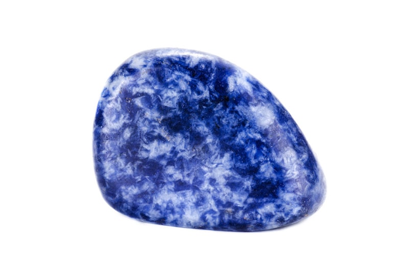 Propriétés et Vertus de la Sodalite | Lithothérapie en Ligne