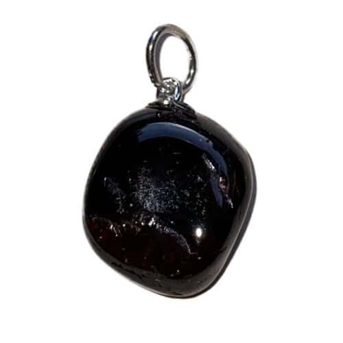 Pendentif pierre roulée en grenat rouge
